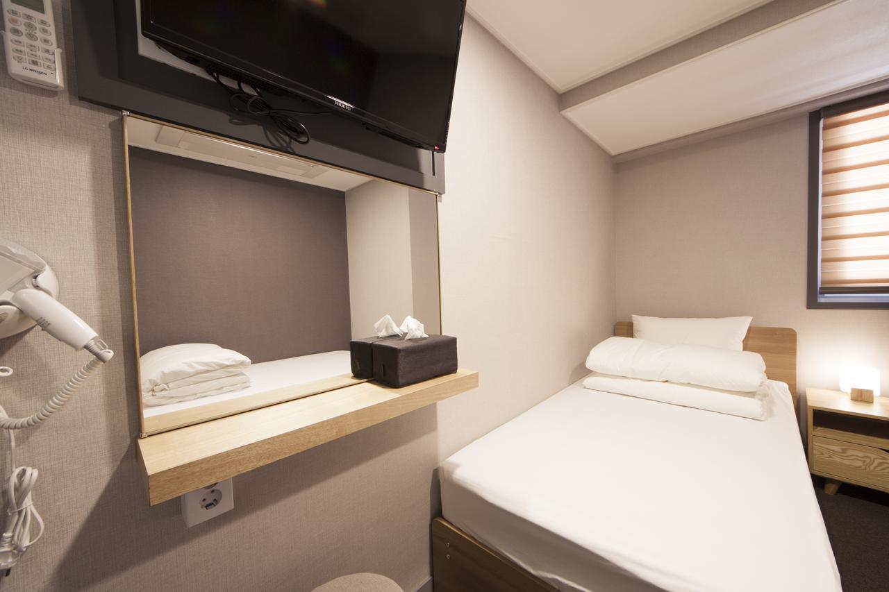 Blue Mountain Myeong-Dong Hotell Seoul Eksteriør bilde